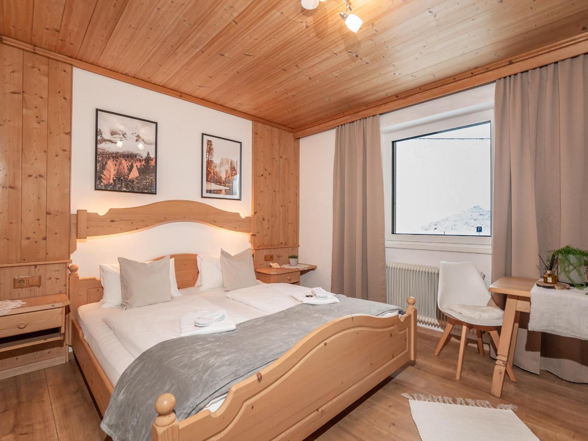 Hotel Haus Becken Sankt Jakob in Defereggen Esterno foto